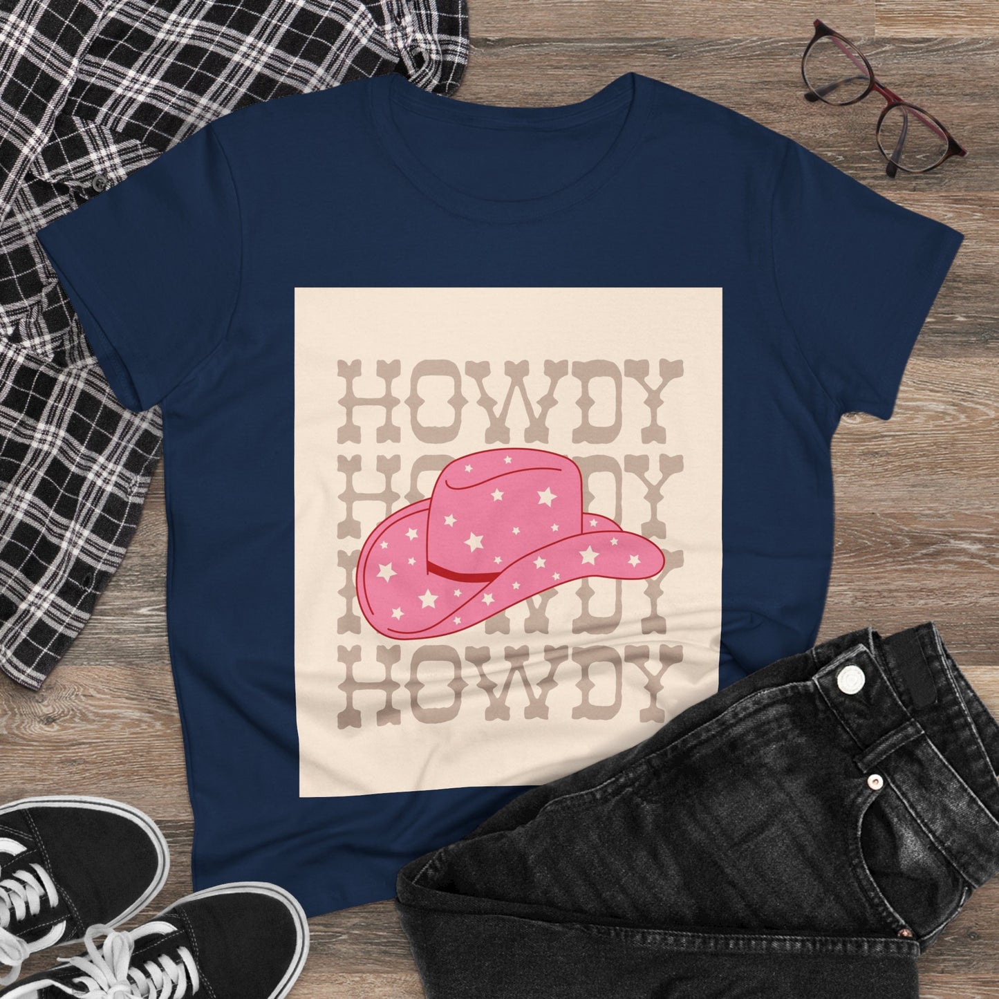Howdy Pink Cowgirl Tee - Cute Vintage Graphic T-Shirt for Women, Casual Wear, Summer, Country Concerts, Birthday Gifts, Cute Outfits