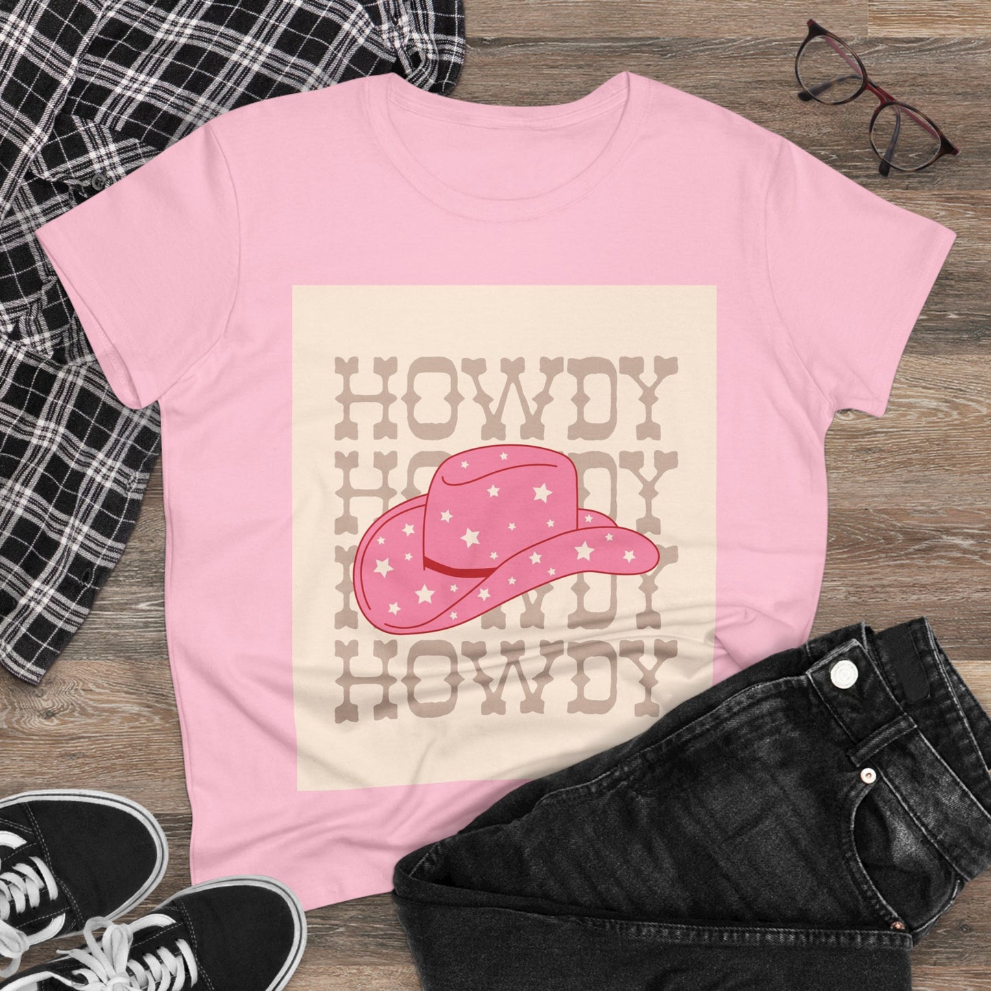 Howdy Pink Cowgirl Tee - Cute Vintage Graphic T-Shirt for Women, Casual Wear, Summer, Country Concerts, Birthday Gifts, Cute Outfits
