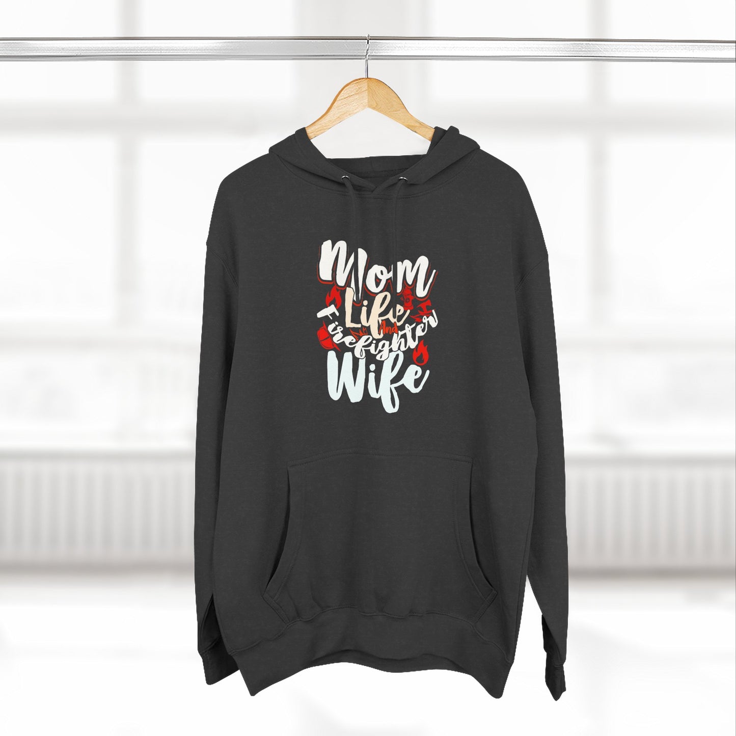 Cozy 'Mom Life' Fleece Hoodie for Wives - Perfect Gift for Mother’s Day