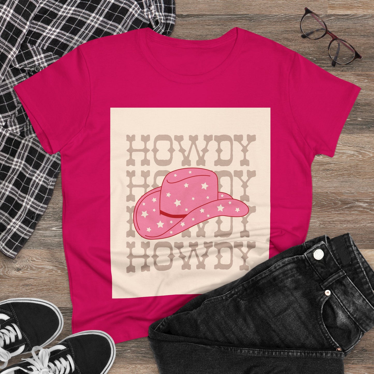 Howdy Pink Cowgirl Tee - Cute Vintage Graphic T-Shirt for Women, Casual Wear, Summer, Country Concerts, Birthday Gifts, Cute Outfits