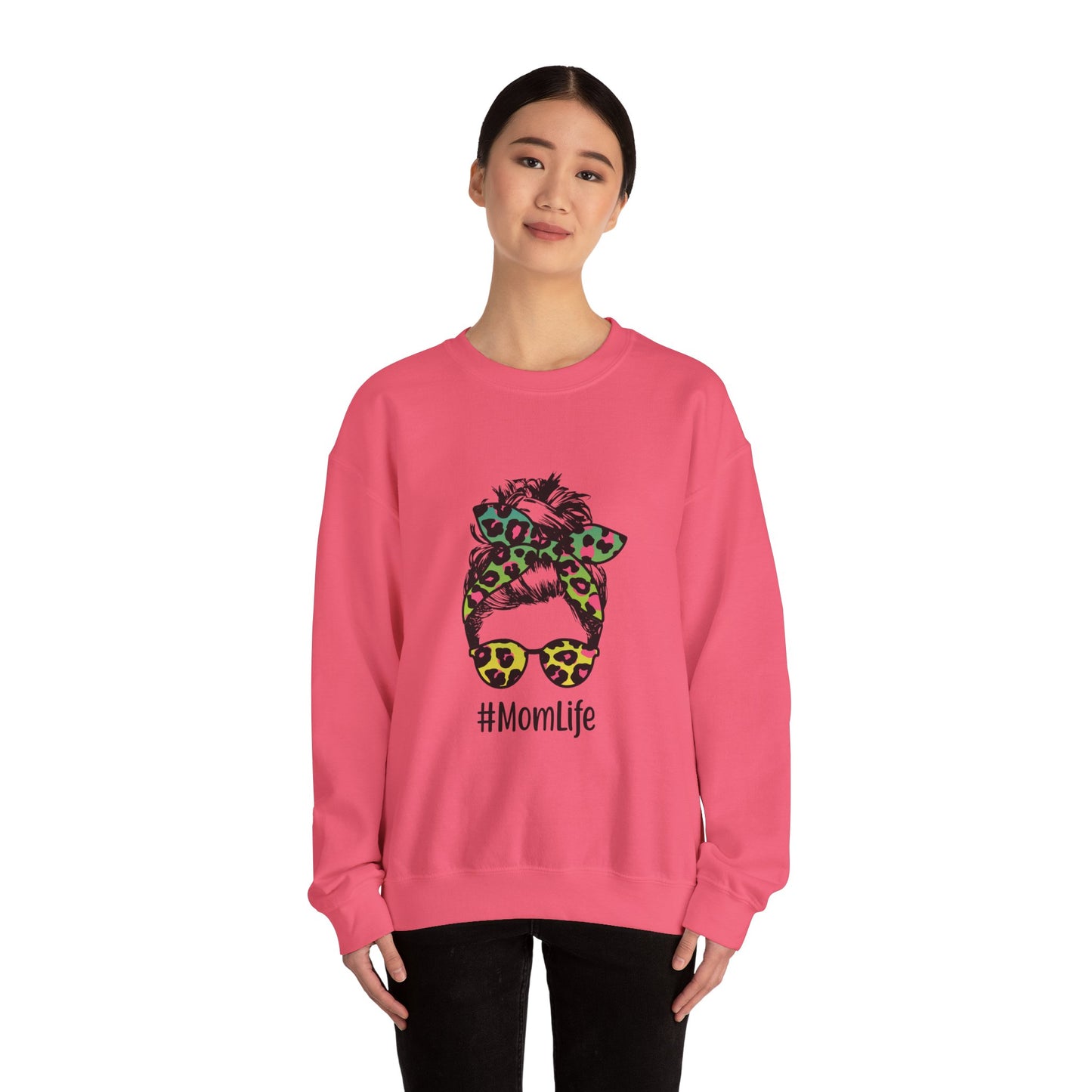 #MomLife Unisex Heavy Blend™ Crewneck Sweatshirt - Perfect Gift for Moms